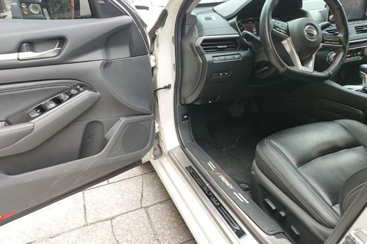 Used Nissan Teana 2020 Revised Version 2.0L XL Upper Smart Drive Edition Driver Seat