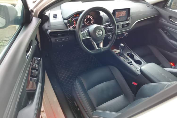 Used Nissan Teana 2020 2.0L XL Upper SmartDrive Version Driver Seat