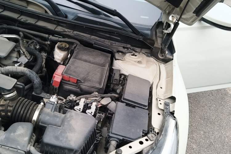 Used Nissan Teana 2020 Revised Version 2.0L XL Upper Smart Drive Edition Engine Bay Left