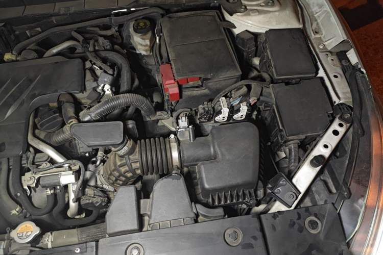 Used Nissan Teana 2020 Revised Version 2.0L XL Upper Smart Drive Edition Engine Bay Left