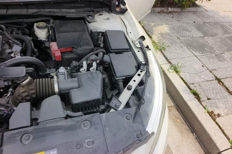 Used Nissan Teana 2020 2.0L XL Comfort Edition Engine Bay Left