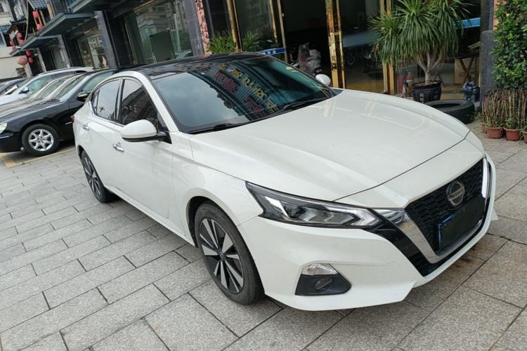 Used Nissan Teana 2020 Revised Version 2.0L XL Upper Smart Drive Edition Front Right 45 Deg