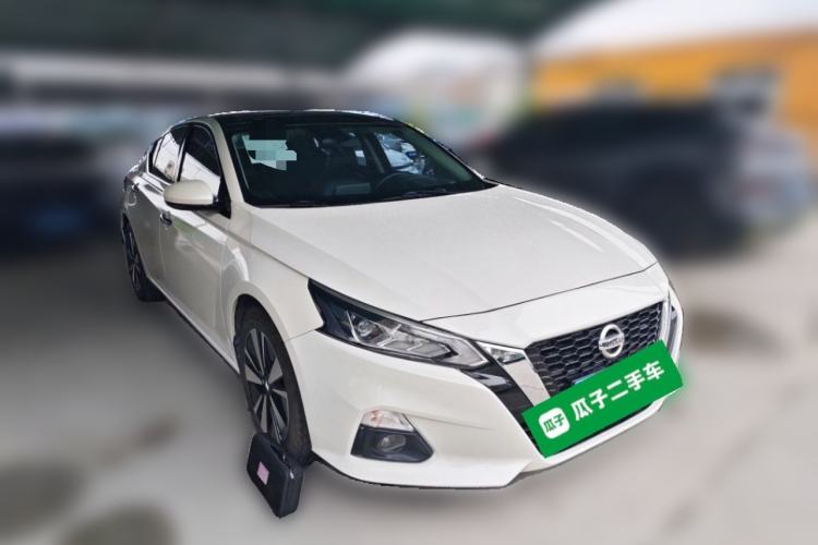 Used Nissan Teana 2020 Revised Version 2.0L XL Comfort Edition Front Right 45 Deg