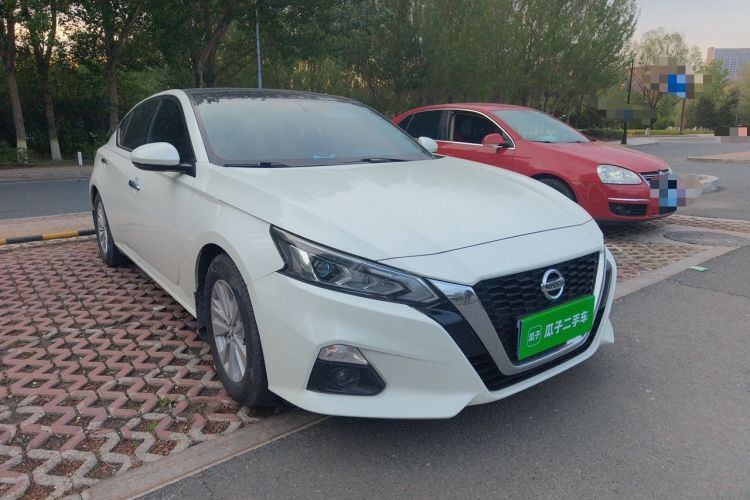 Used Nissan Teana 2020 2.0L XL Comfort Edition Front Right 45 Deg