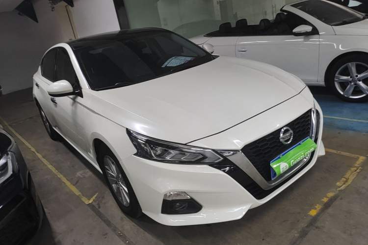 Used Nissan Teana 2020 2.0L XL Comfort Edition Front Right 45 Deg