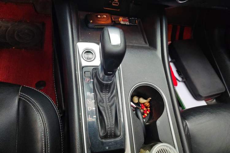 Used Nissan Teana 2020 Revised Version 2.0L XL Comfort Edition Gear Lever