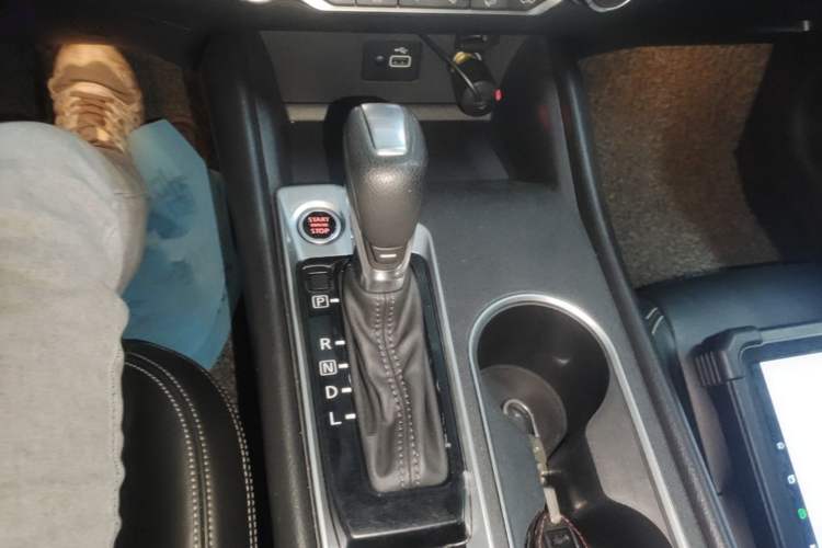 Used Nissan Teana 2020 2.0L XL Comfort Edition Gear Lever