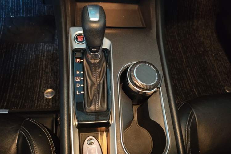 Used Nissan Teana 2020 Revised Version 2.0L XL Comfort Edition Gear Lever
