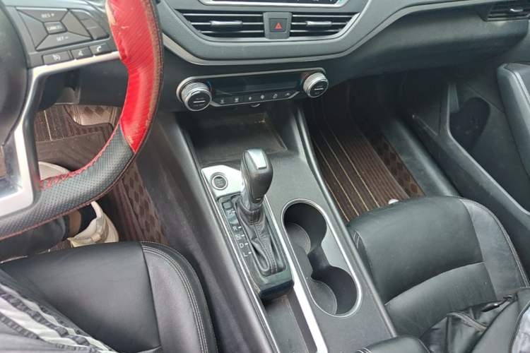 Used Nissan Teana 2020 2.0L XL Comfort Edition Gear Lever