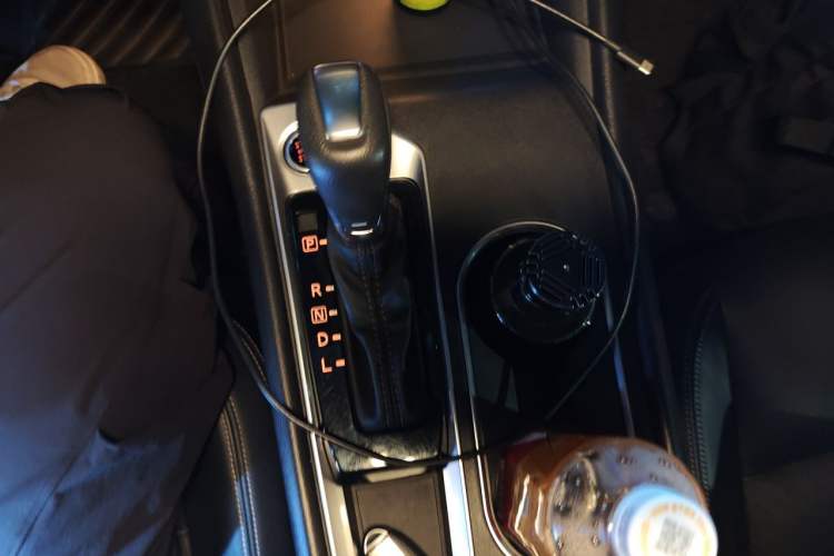 Used Nissan Teana 2020 Revised Version 2.0L XL Comfort Edition Gear Lever