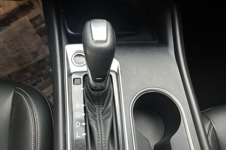 Used Nissan Teana 2020 2.0L XL Comfort Edition Gear Lever