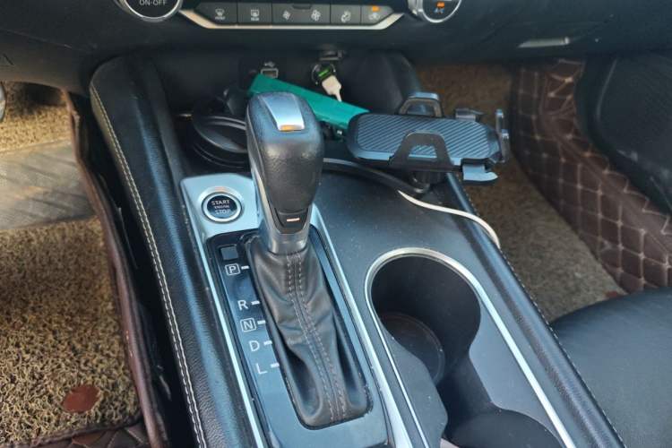 Used Nissan Teana 2020 2.0L XL Comfort Edition Gear Lever