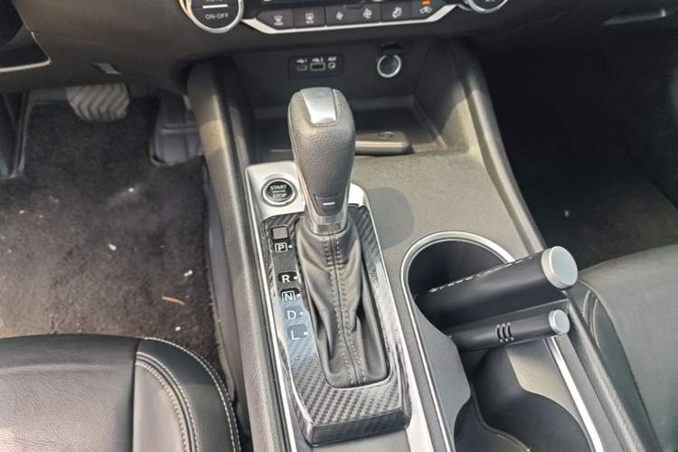 Used Nissan Teana 2020 Revised Version 2.0L XL Upper Smart Drive Edition Gear Lever
