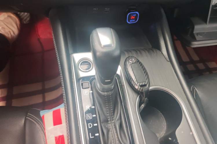 Used Nissan Teana 2020 Revised Version 2.0T XL Upper AD1 Smart Navigation Edition Gear Lever
