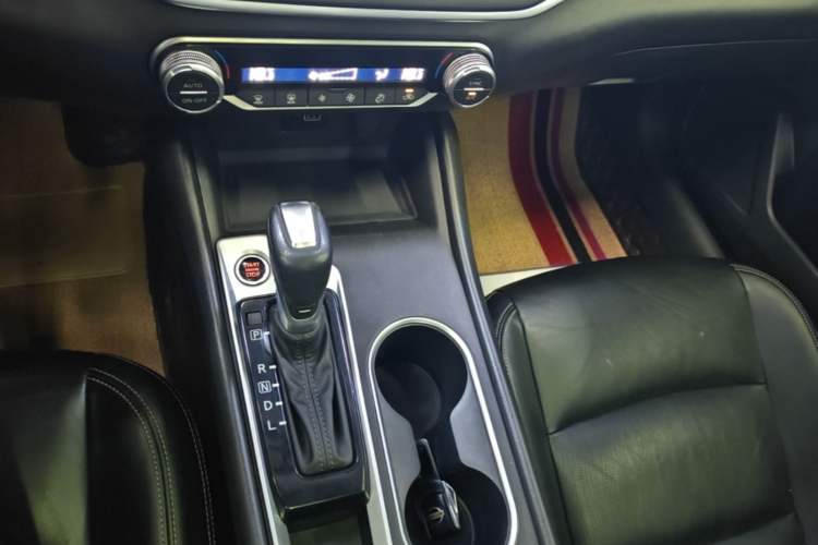 Used Nissan Teana 2020 2.0L XL Comfort Edition Gear Lever