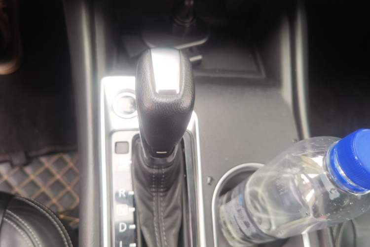 Used Nissan Teana 2020 2.0L XL Comfort Edition Gear Lever