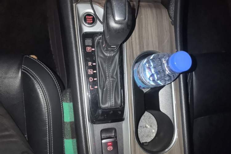 Used Nissan Teana 2020 Revised Version 2.0L XL Comfort Edition Gear Lever