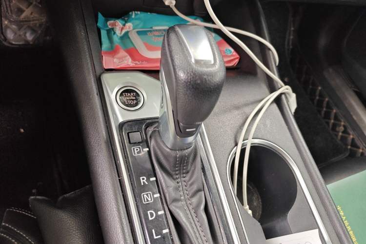 Used Nissan Teana 2020 2.0L XL Comfort Edition Gear Lever