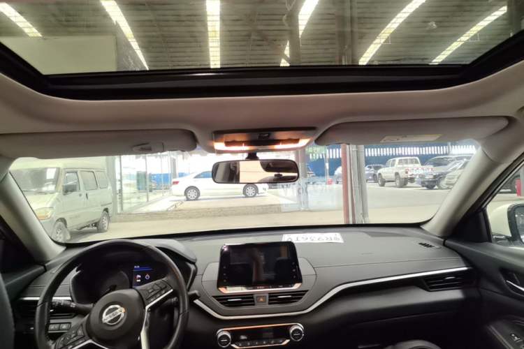 Used Nissan Teana 2020 2.0L XL Comfort Edition Headliner