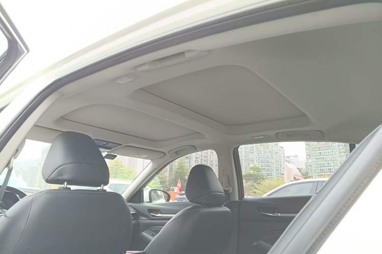Used Nissan Teana 2020 Revised Version 2.0L XL Comfort Edition Headliner