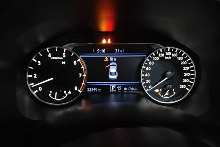 Used Nissan Teana 2020 Revised Version 2.0T XL Upper AD1 Smart Navigation Edition Instrument Cluster