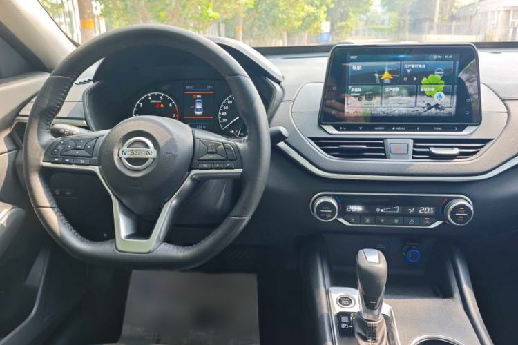 Used Nissan Teana 2020 2.0L XL Comfort Edition Interior 2