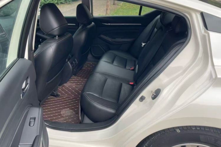 Used Nissan Teana 2020 2.0L XL Comfort Edition Interior 2