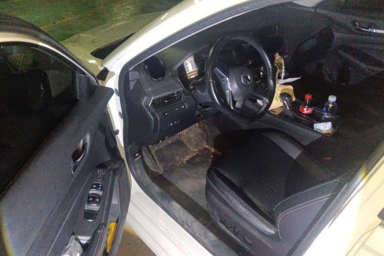 Used Nissan Teana 2020 2.0L XL Comfort Edition Interior 3