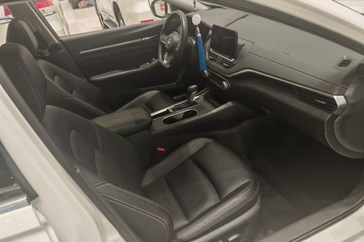 Used Nissan Teana 2020 2.0L XL Comfort Edition Interior 3