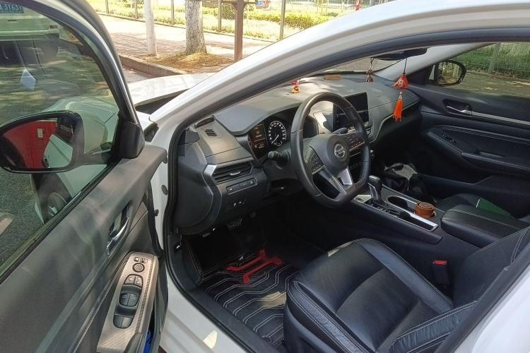 Used Nissan Teana 2020 2.0L XL Comfort Edition Interior 3