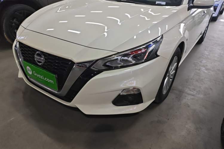 Used Nissan Teana 2020 2.0L XL Comfort Edition Left Front Headlight