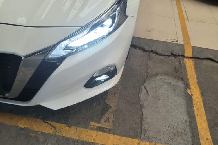 Used Nissan Teana 2020 Revised Version 2.0L XL Comfort Edition Left Front Headlight
