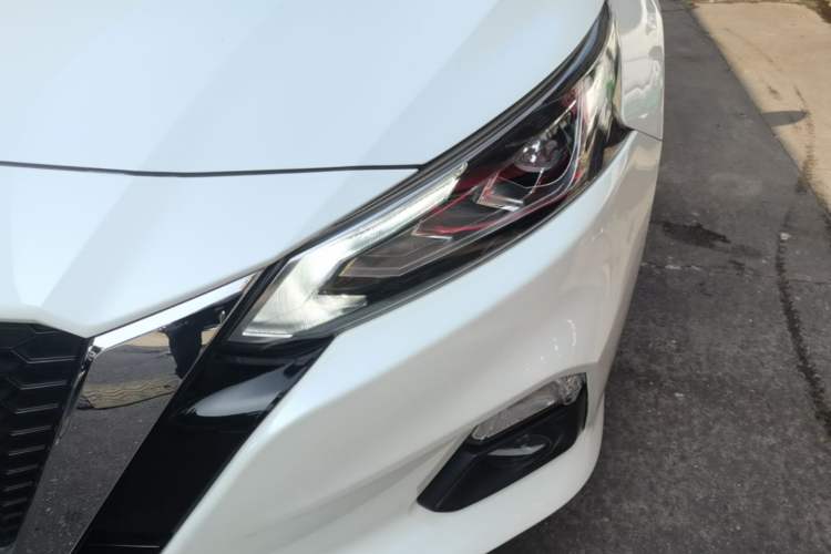 Used Nissan Teana 2020 2.0L XL Comfort Edition Left Front Headlight