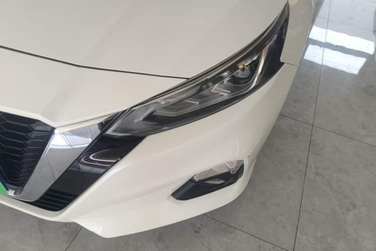 Used Nissan Teana 2020 2.0L XL Comfort Edition Left Front Headlight