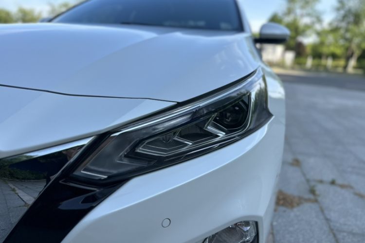 Used Nissan Teana 2020 Revised Version 2.0T XL Upper AD1 Smart Navigation Edition Left Front Headlight