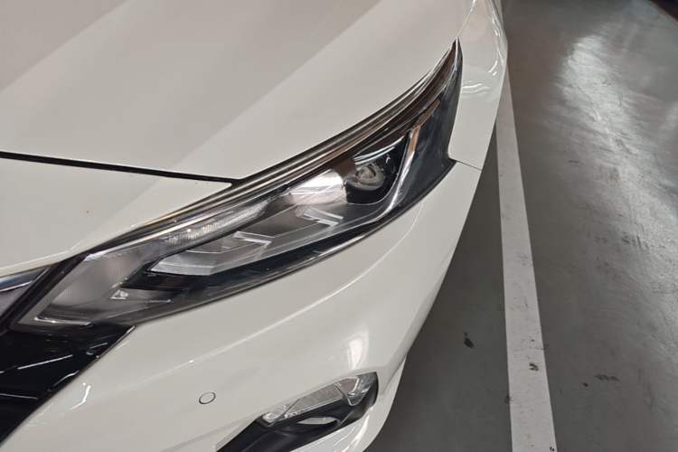 Used Nissan Teana 2020 Revised Version 2.0T XL Upper AD1 Smart Navigation Edition Left Front Headlight
