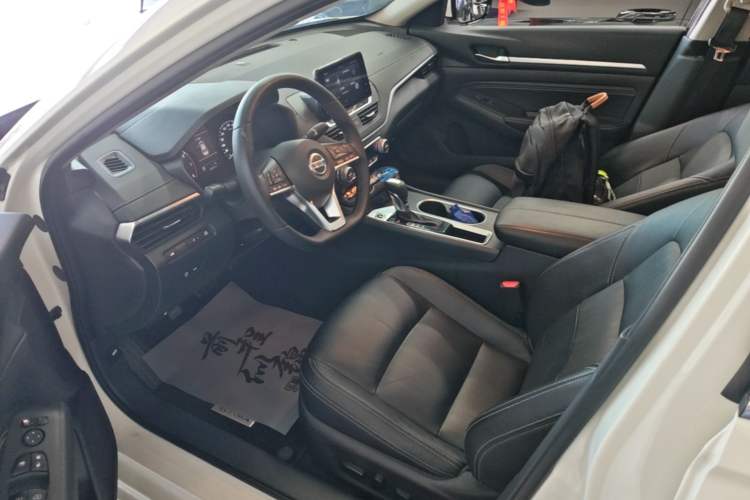 Used Nissan Teana 2020 2.0L XL Comfort Edition Left Front Seat