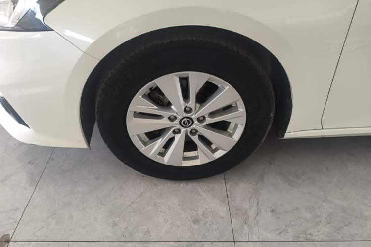 Used Nissan Teana 2020 2.0L XL Comfort Edition Left Front Wheel Hub