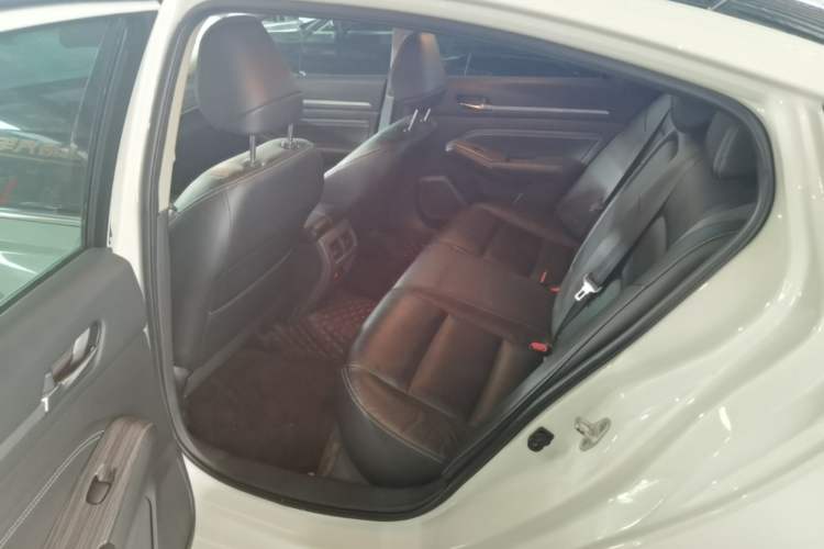 Used Nissan Teana 2020 Revised Version 2.0L XL Upper Smart Drive Edition Left Rear Seat