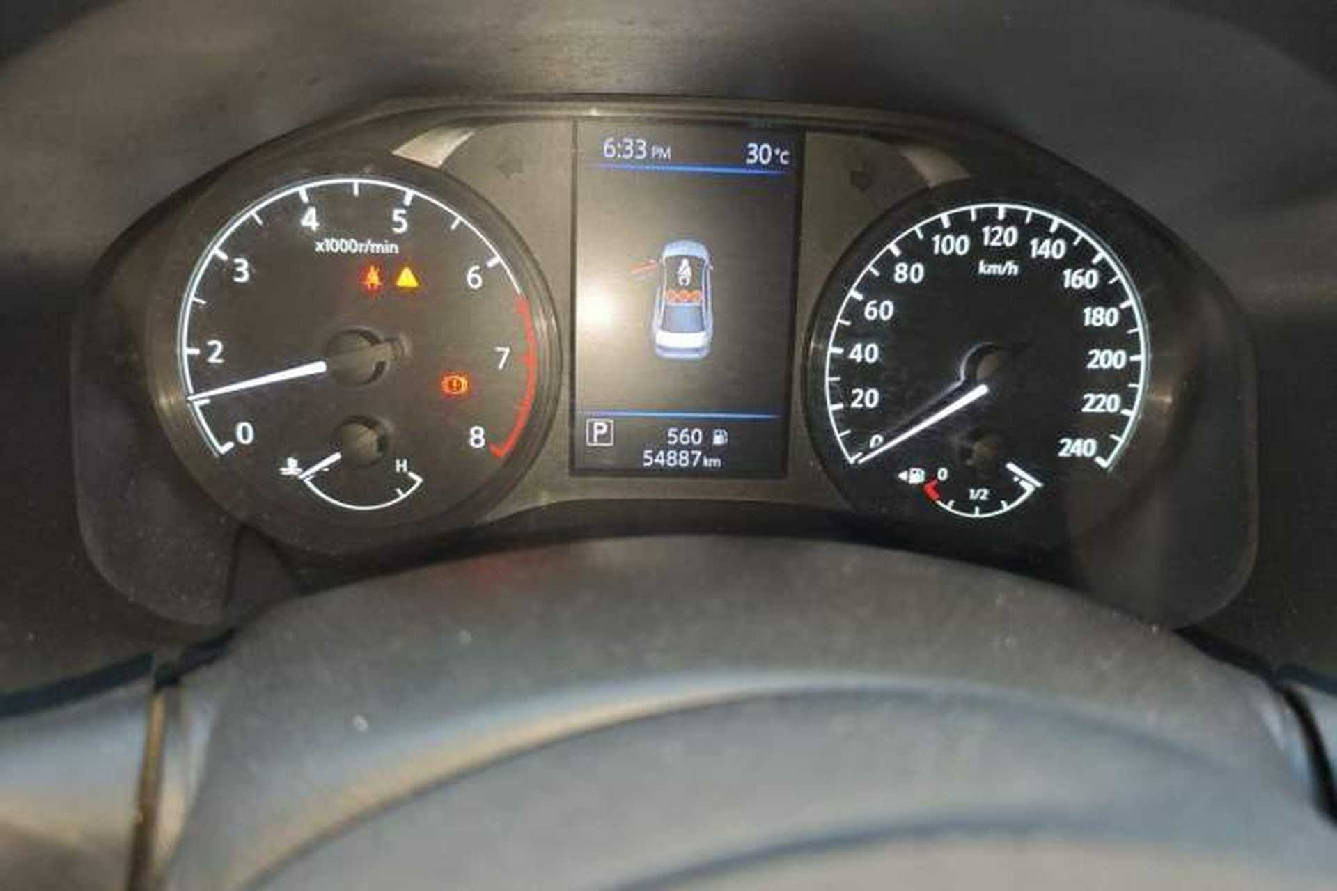 Used Nissan Teana 2020 2.0L XL Comfort Edition Odometer Close Up