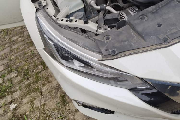 Used Nissan Teana 2020 Revised Version 2.0L XL Comfort Edition Right Front Headlight