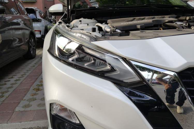 Used Nissan Teana 2020 2.0L XL Comfort Edition Right Front Headlight
