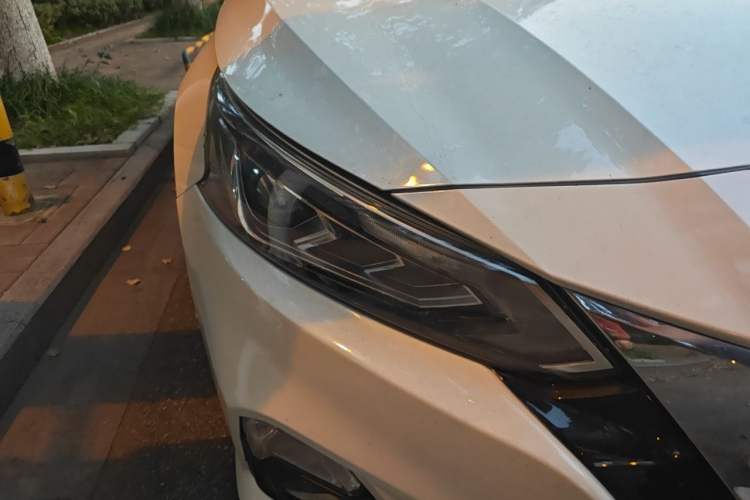 Used Nissan Teana 2020 Revised Version 2.0L XL Upper Smart Drive Edition Right Front Headlight