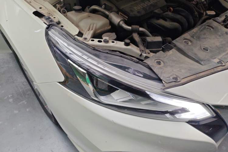 Used Nissan Teana 2020 Revised Version 2.0L XL Comfort Edition Right Front Headlight