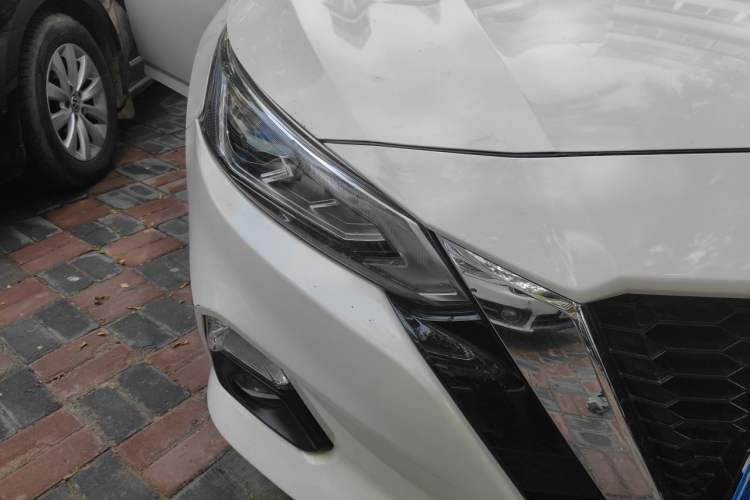 Used Nissan Teana 2020 Revised Version 2.0L XL Upper Smart Drive Edition Right Front Headlight