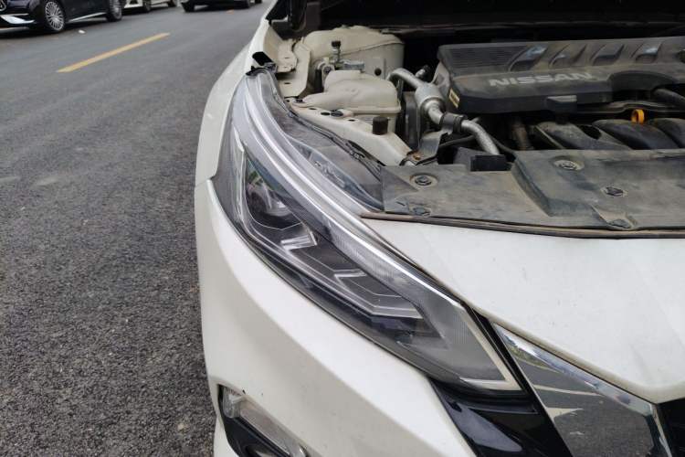 Used Nissan Teana 2020 2.0L XL Comfort Edition Right Front Headlight