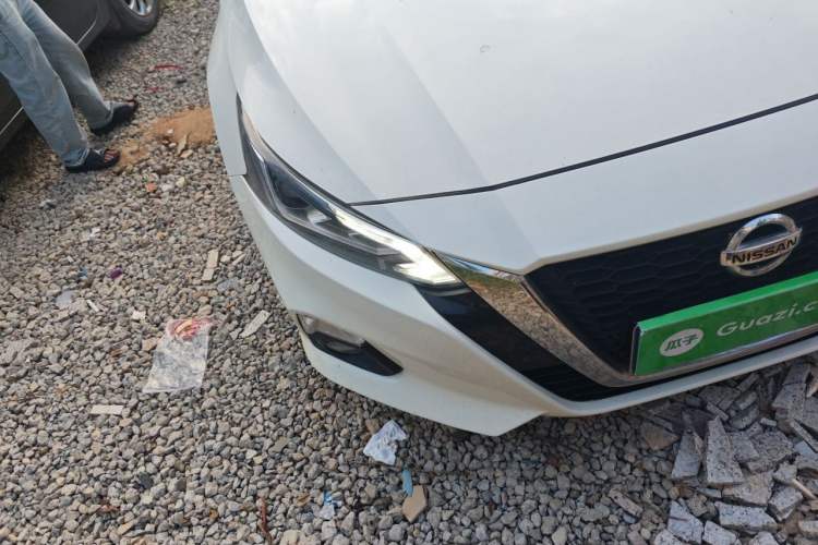 Used Nissan Teana 2020 2.0L XL Comfort Edition Right Front Headlight