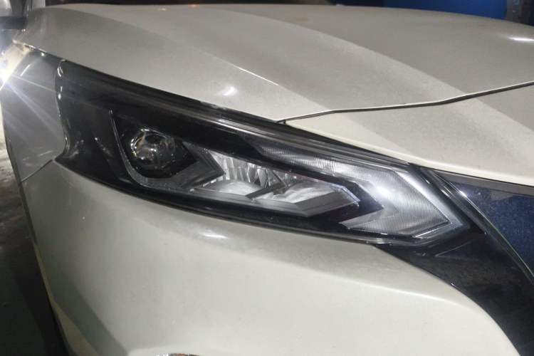 Used Nissan Teana 2020 2.0L XL Comfort Edition Right Front Headlight