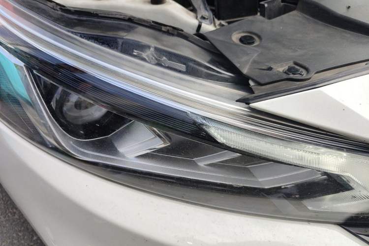 Used Nissan Teana 2020 2.0L XL Comfort Edition Right Front Headlight