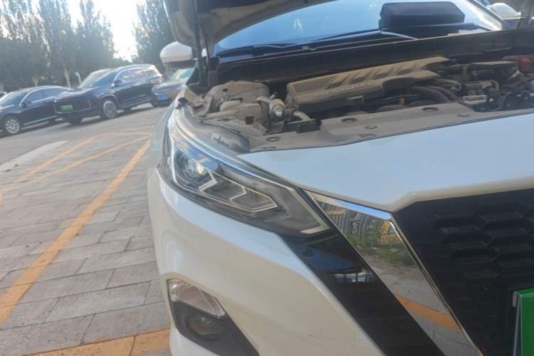 Used Nissan Teana 2020 2.0L XL Comfort Edition Right Front Headlight